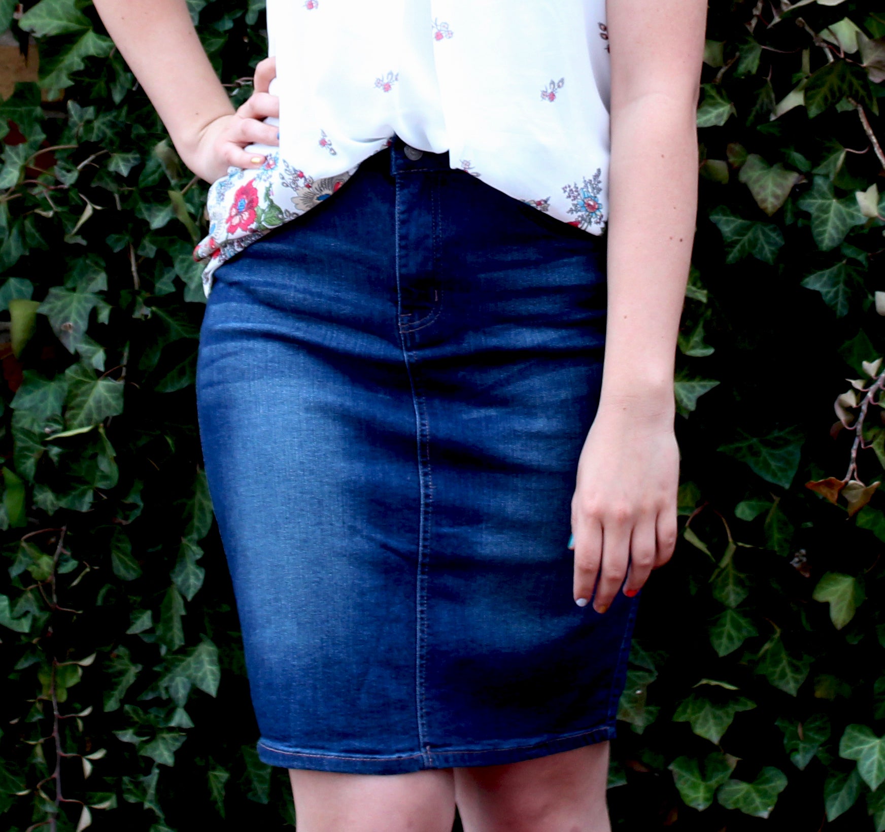 Denim Blue Jean Pencil Skirt for Women 'Brooklyn' – Esteez